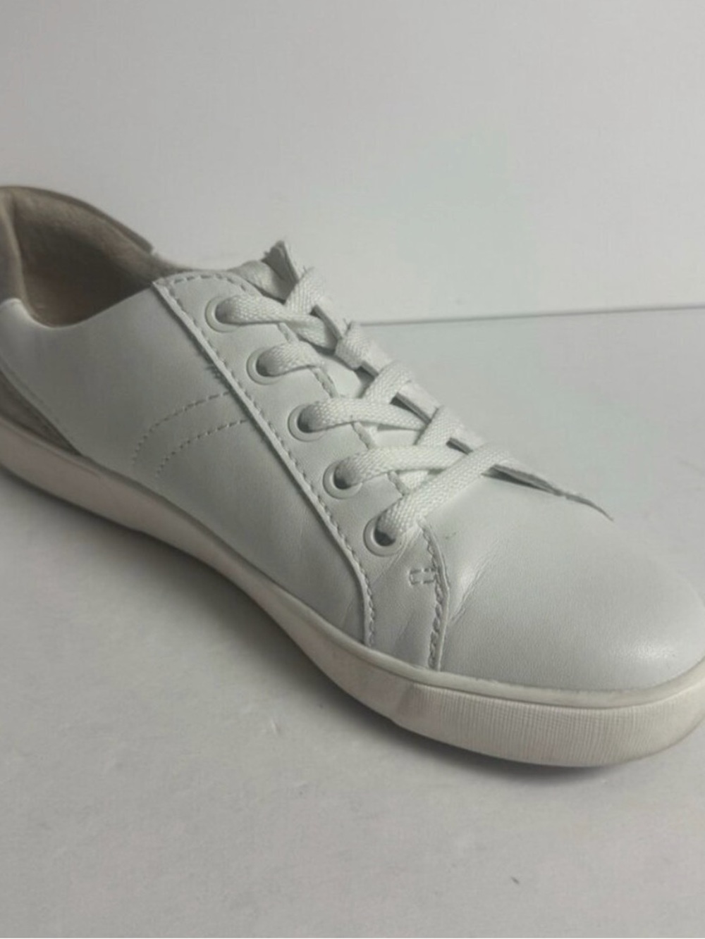 Naturalizer Womens Morrison
Sneaker White Size 7 M
